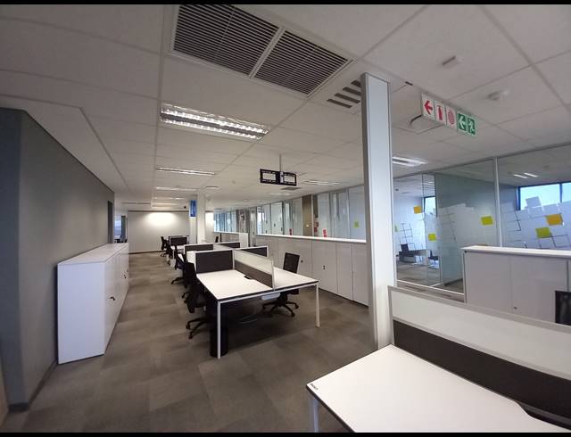 2,248M² OFFICE TO LET IN BRYANSTON
